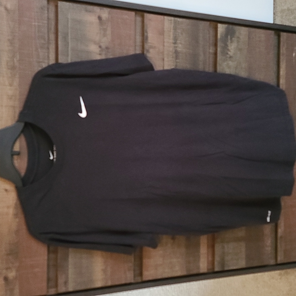 The Nike Tee